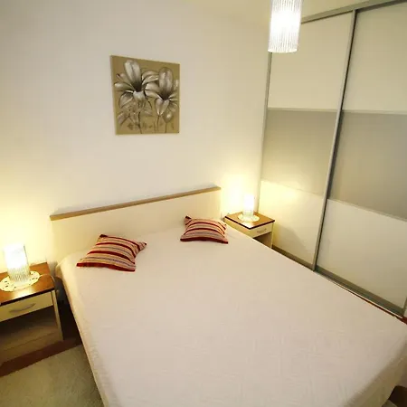 Duda Apartment Petrcane